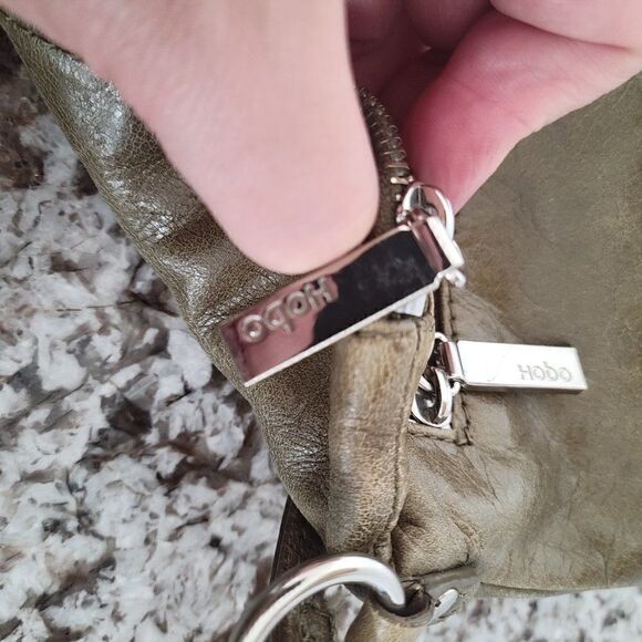 HOBO International  Leather Fold-over Crossbody Bag - Picture 10 of 12
